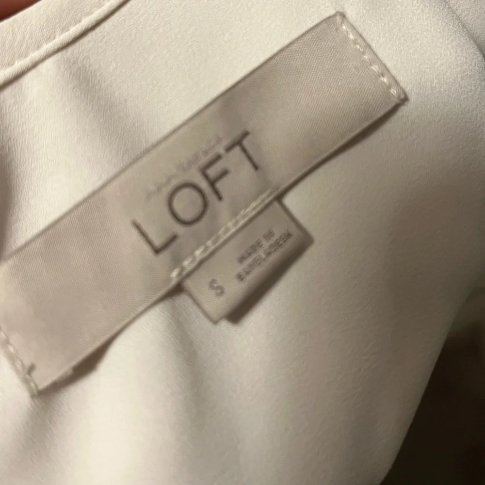 Cream Blouse with Ruffles - Picture 4 of 4